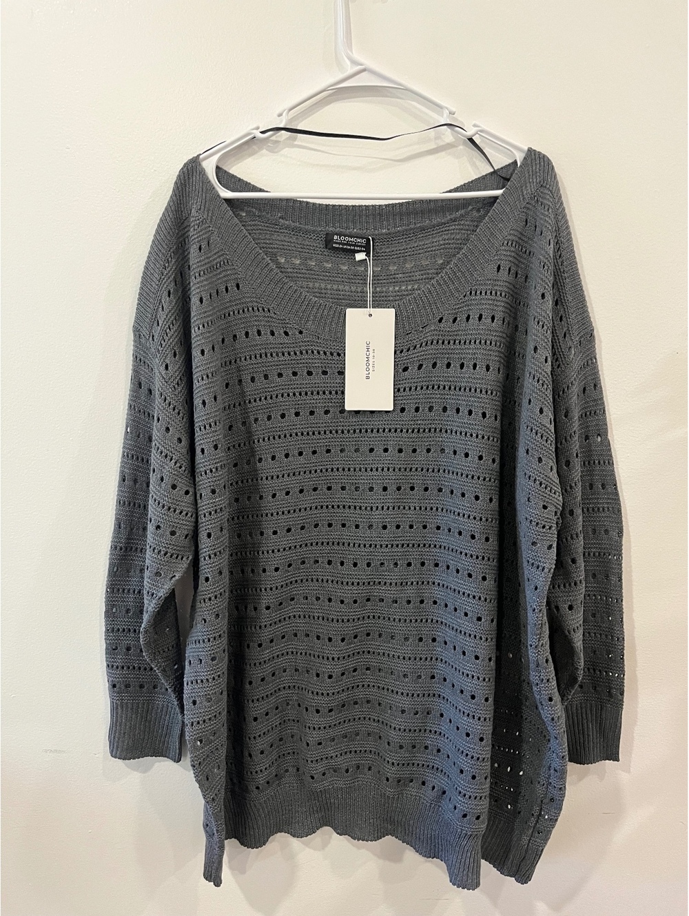 Bloomchic gray knit sweater